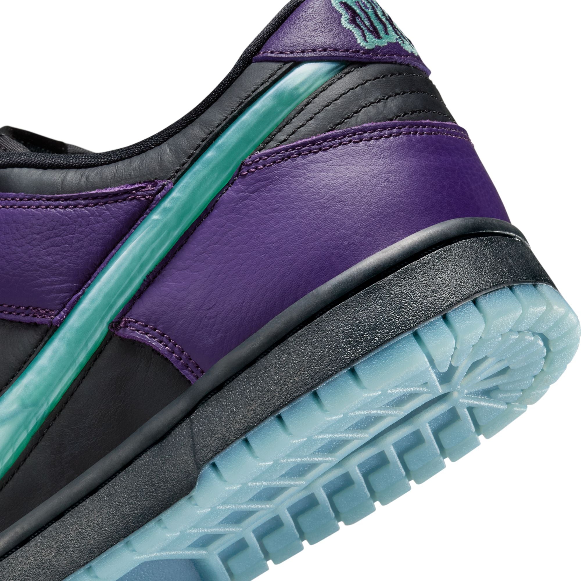 Nike Dunk Low Retro LTD 'Wizard'
