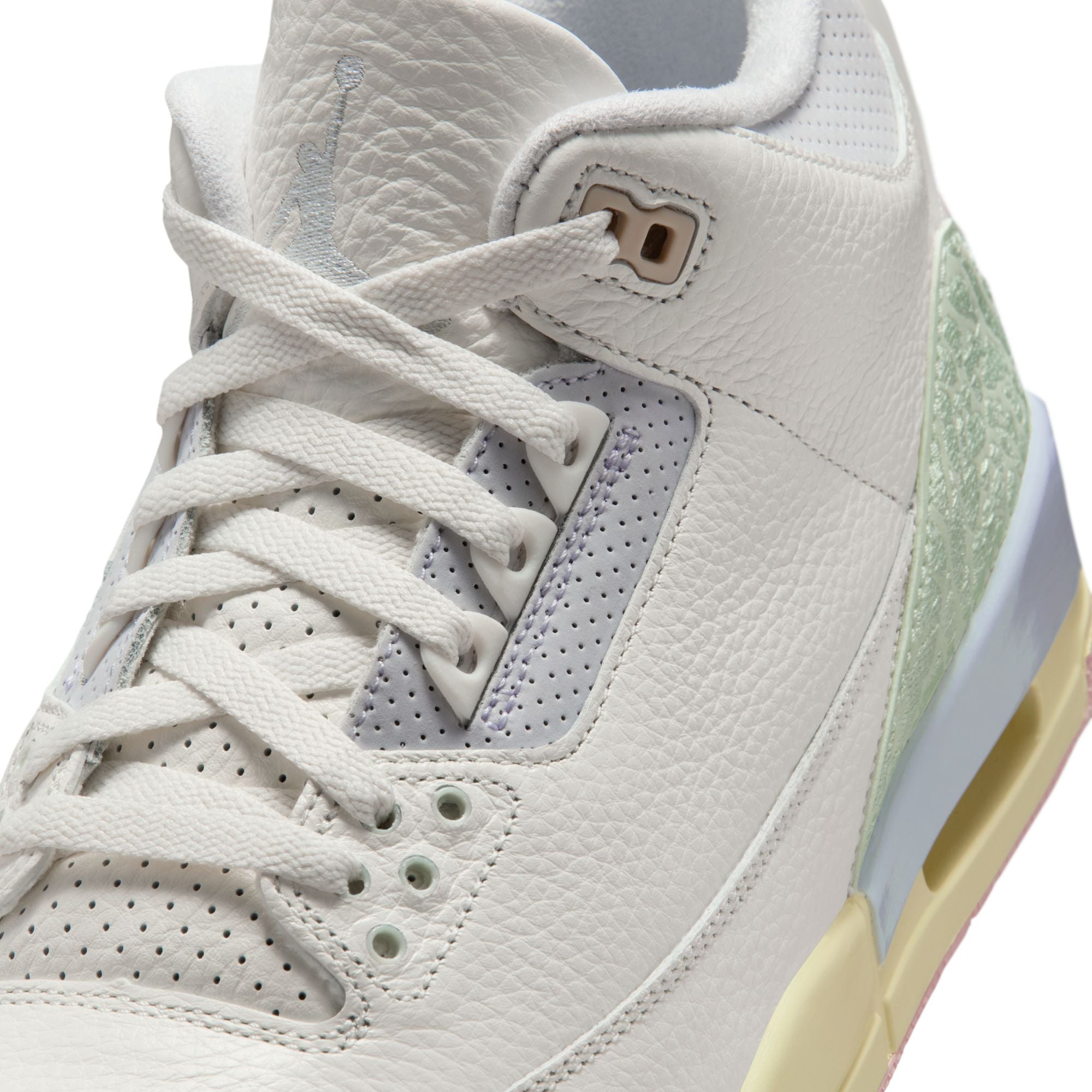 Air Jordan 3 Retro 'Sail and Jade Aura'