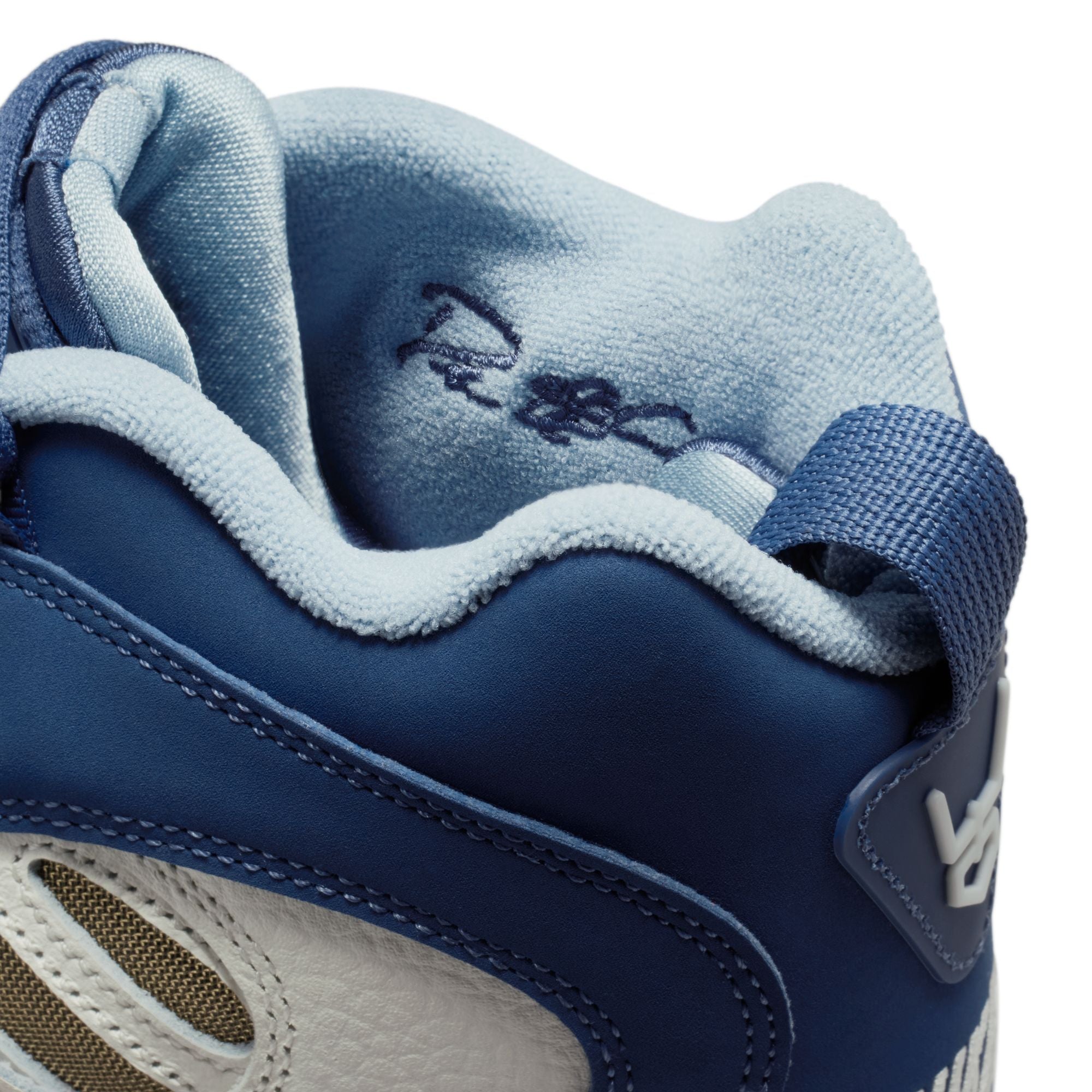 Nike Air Diamond Turf II 'Sail/Blue Grey'