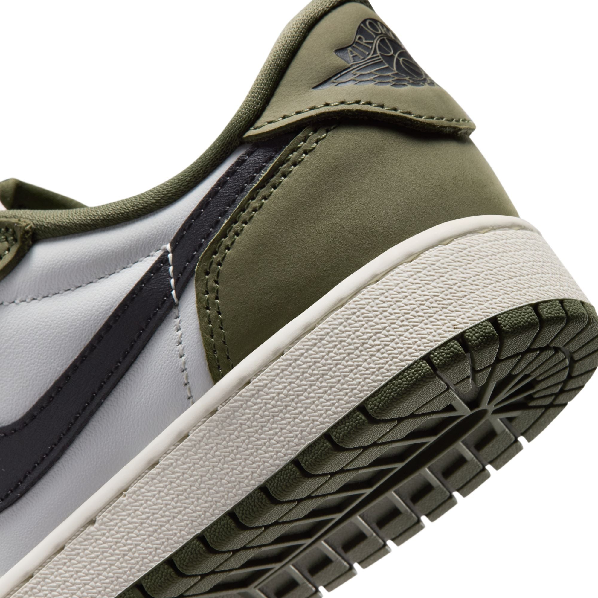 Youth Air Jordan 1 Retro Low 'Medium Olive'