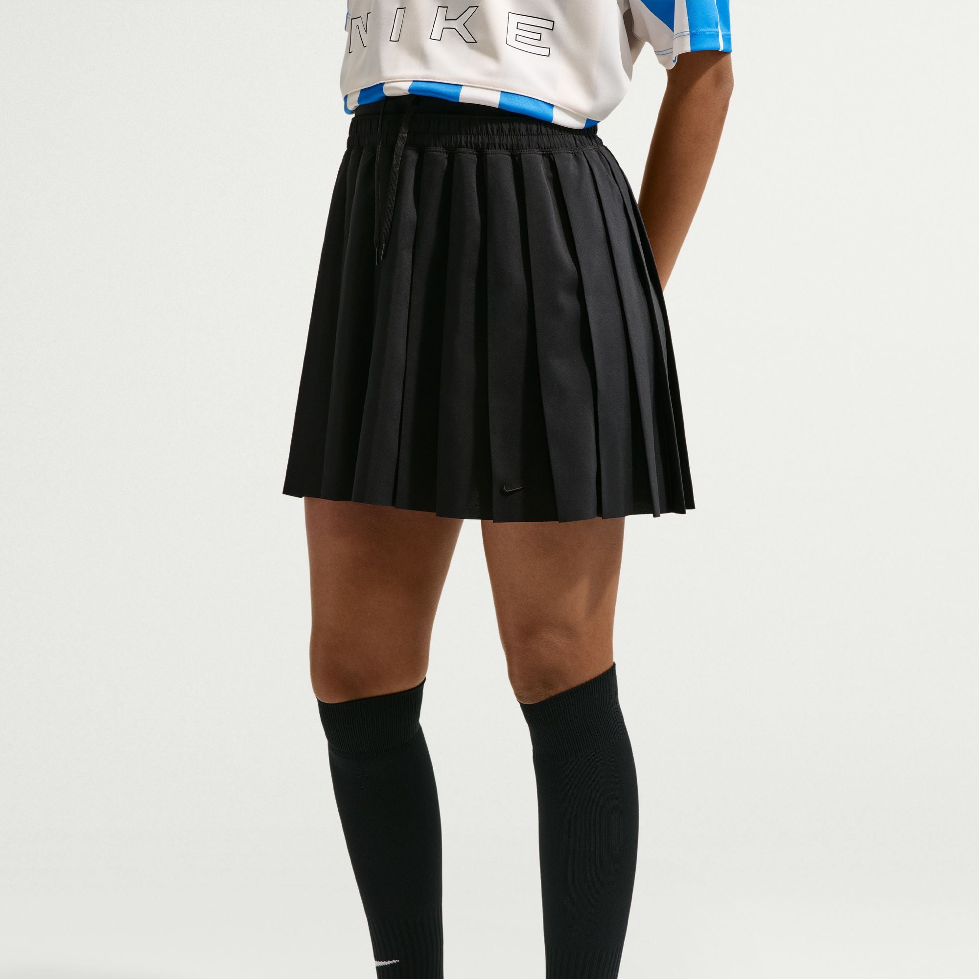Womens Nike Sportswear Mid-Rise Pleated Skirt 'Black'