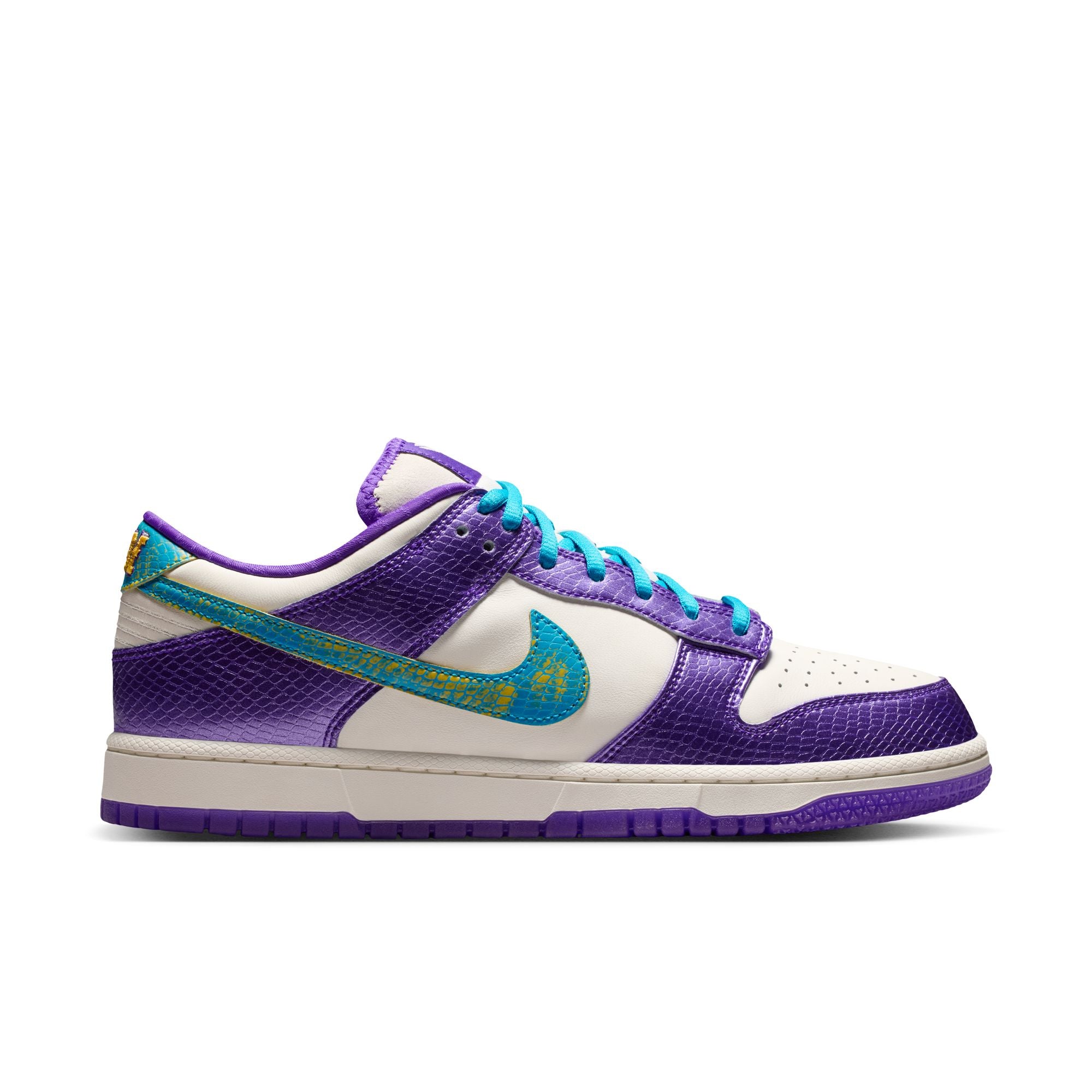 Nike Dunk Low Protro “Draft Pack”