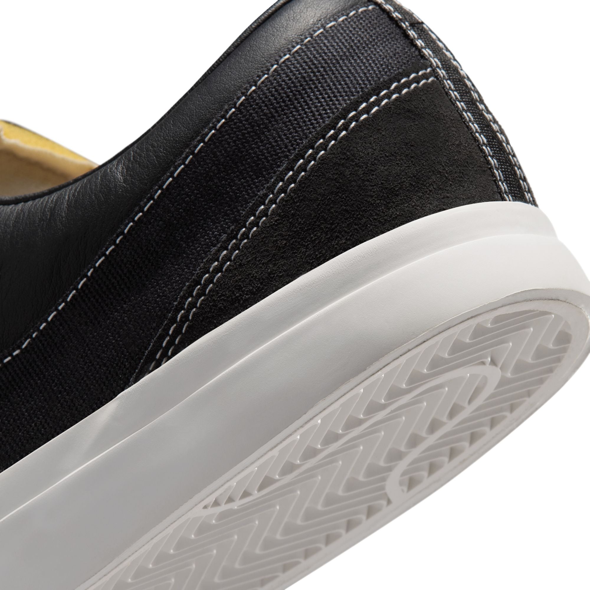 Nike Blazy 'Black'