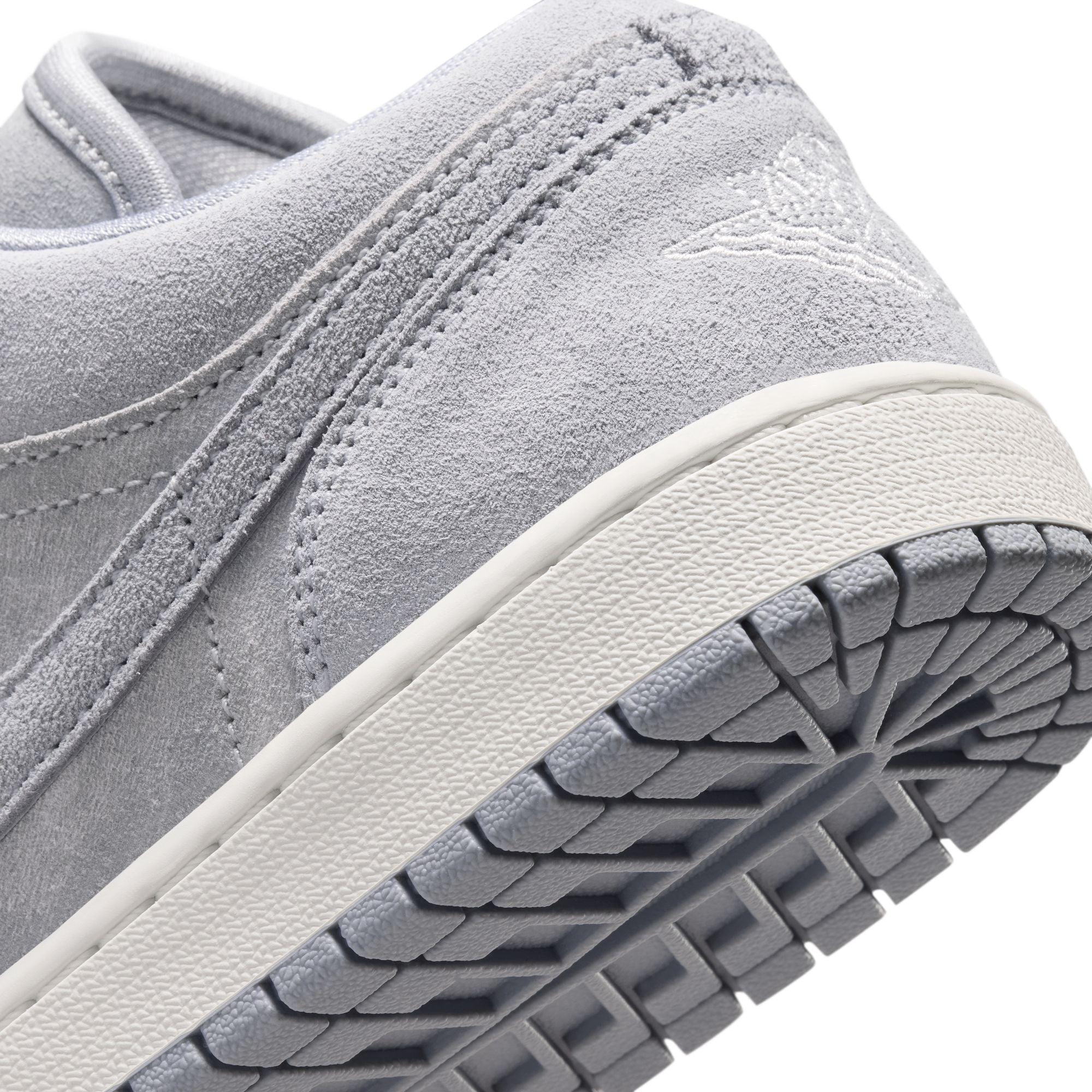 Women's Air Jordan 1 Low SE 'Obsidian Mist/Wolf Grey'