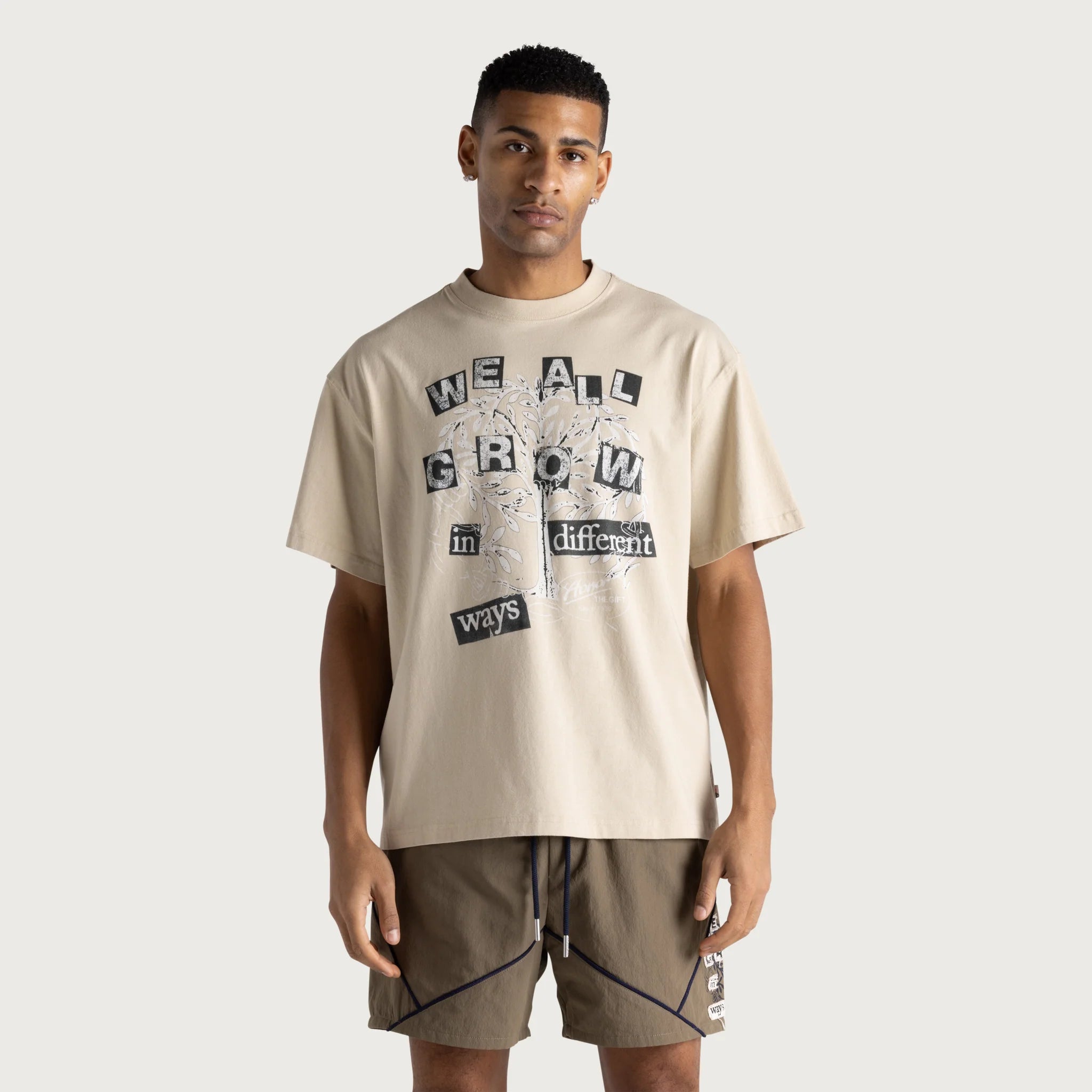 Honor The Gift We All Grow Tee 'Taupe'