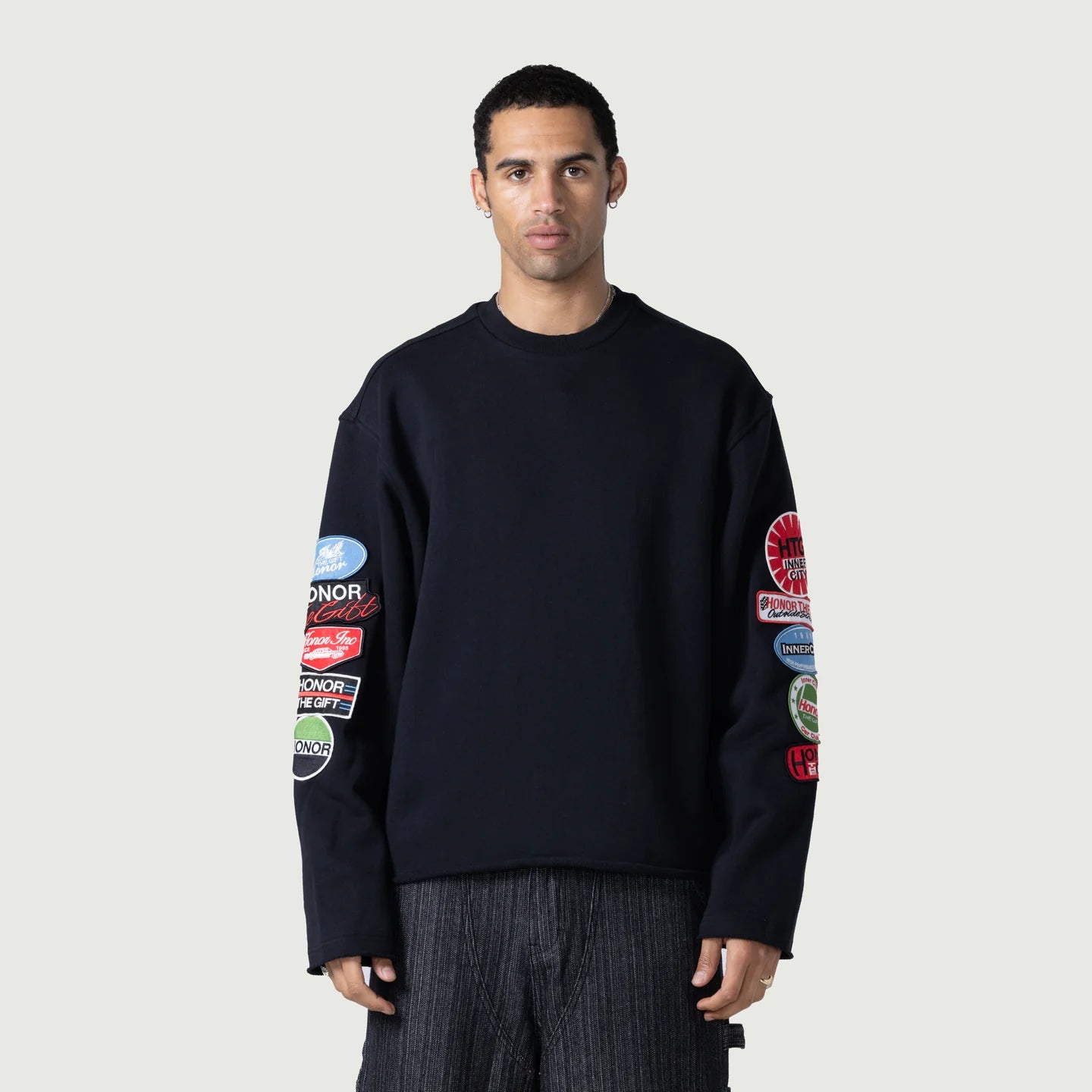 Honor The Gift Fuel Crewneck 'Black'