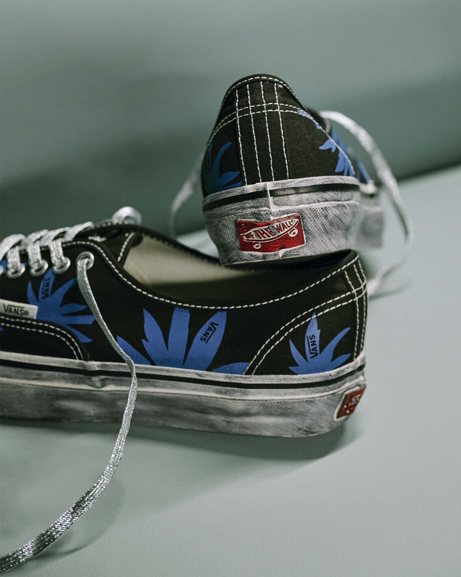 Vans LX Authentic 44 'Archive Black'